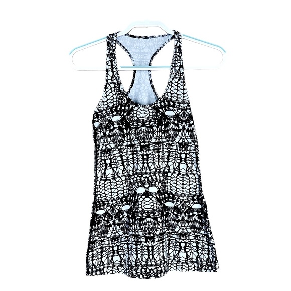 lululemon athletica Tops - Lululemon Cool Racerback Glacier Lace Print Tank Top Black White Size 6